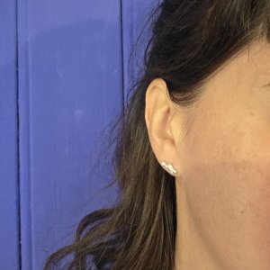 Boucle oreille barre minimaliste en argent massif