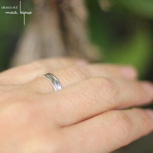 Alliance motif écorce stylisé en argent massif 925 recyclé, alliance petit artisan, maä bijoux, ecologique