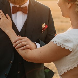 Alliance maä en Argent massif, modèle Ruban, inspiration minimaliste, bijoux écologique fait main en France, mariage éthique