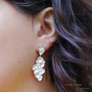 Boucles d'oreille chandelier pendantes de la collection corail inspiré de la nature fabriqué en france en argent massif recyclé, bijoux écologique, maä bijoux