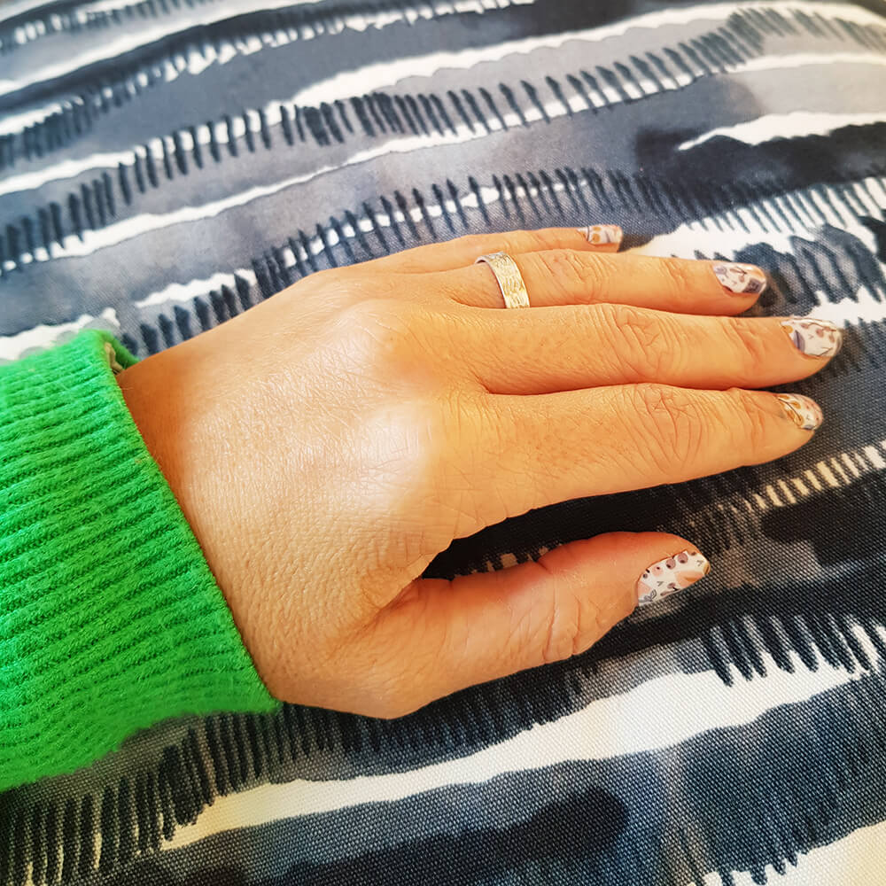 Alliance maä en Argent massif, modèle vaguelette, inspiration mer, bijoux écologique fait main en France, mariage éthique